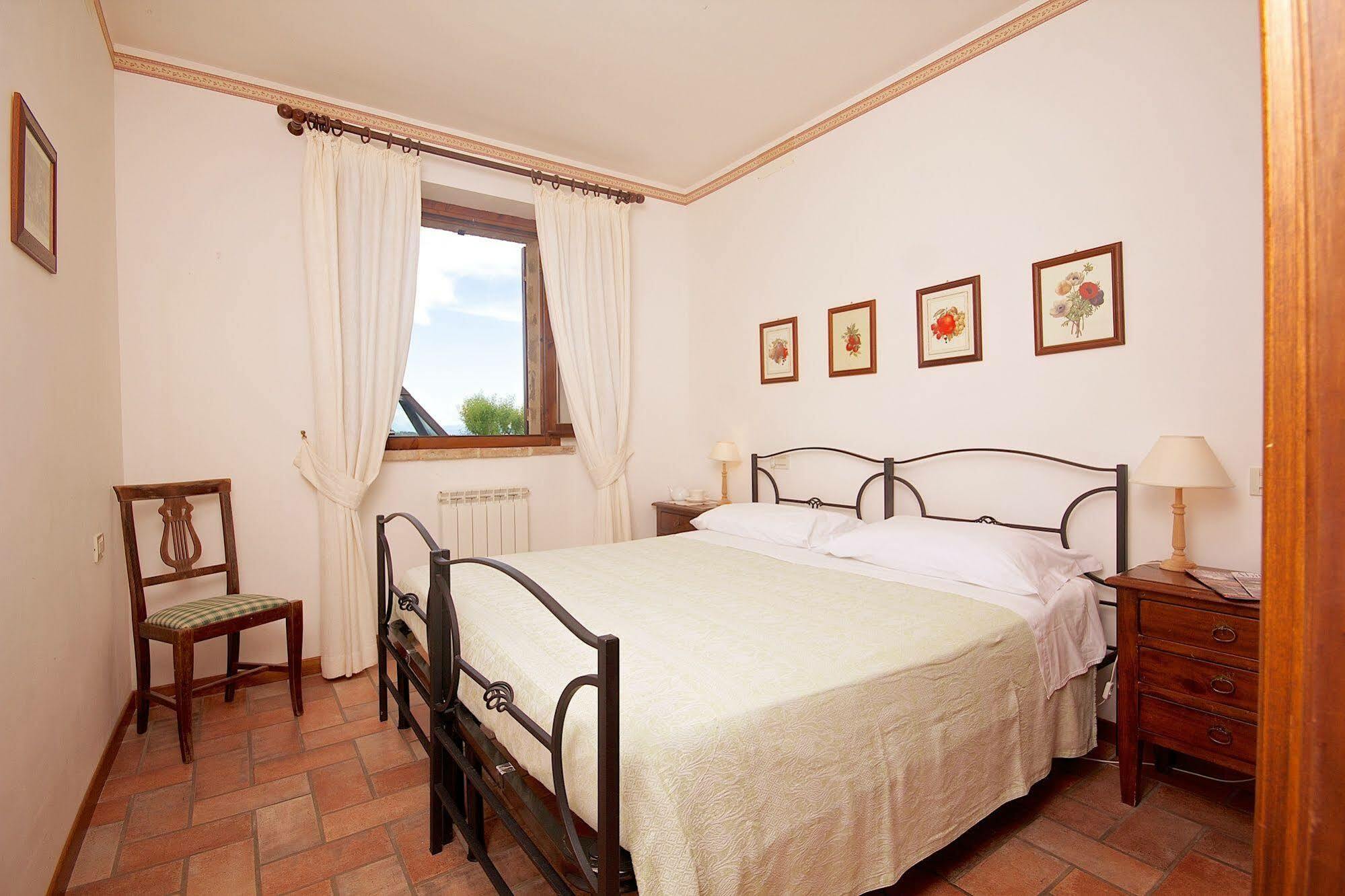 Agriturismo Le Colombe Assisi Exteriör bild